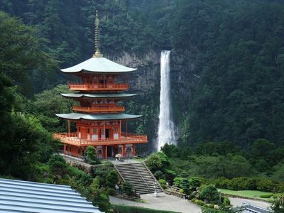 12月1日(火)～2日(水) 休暇村南紀勝浦宿泊！熊野＆伊勢満喫２日間